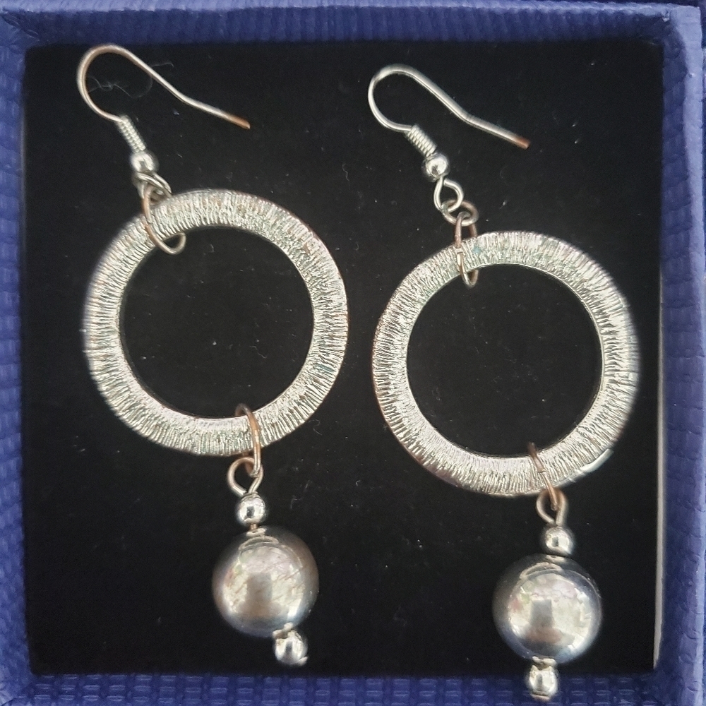 Silver‎ Earrings